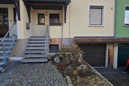 Haus Reihenhaus zur Miete in TaubenheimSpree 5 zimmer