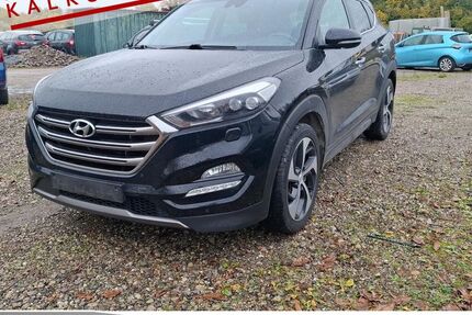 Hyundai TUCSON 168.136 km 12.485 € Achern 77855