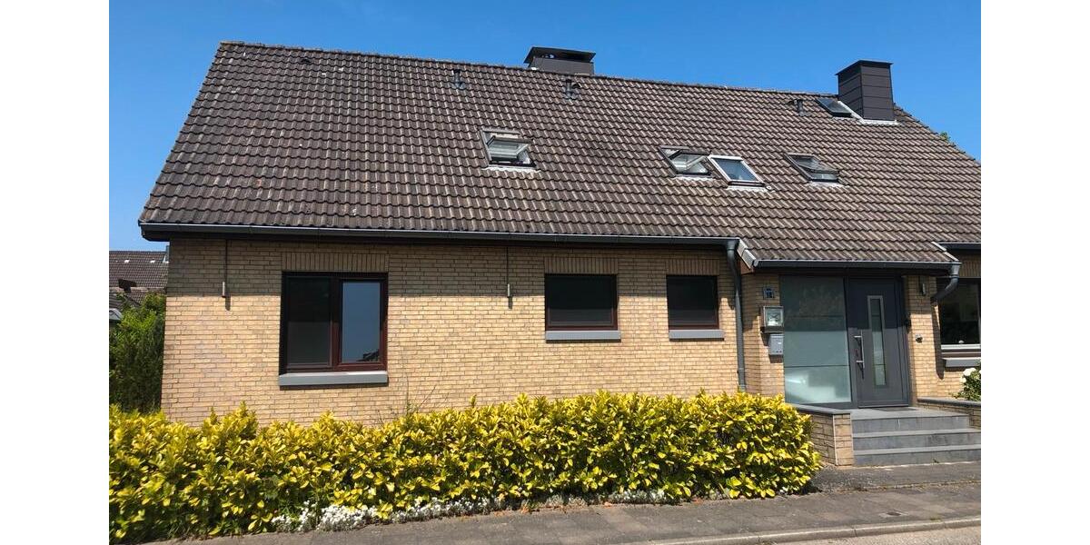 Erdgeschoßwohnung Kiel Friedrichsort - 5 Zimmer, 150 m&sup2;, 1.800&euro; | Angebot:25392345