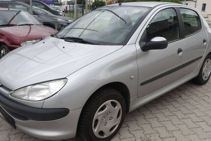 Peugeot 206 121.000 km 2.499 &euro; Bautzen 02625