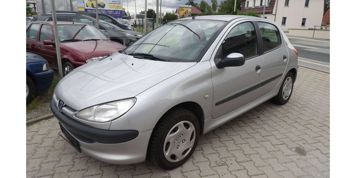 Peugeot 206 121.000 km 2.499 &euro; Bautzen 02625