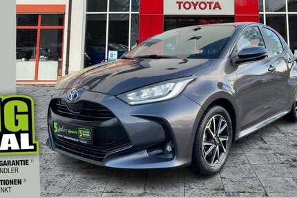 Toyota Yaris 24.065 km 17.990 &euro; Dresden 01217