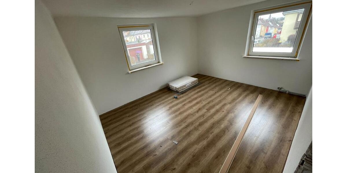 Etagenwohnung Arzberg - 3 Zimmer, 57 m&sup2;, 457&euro; | Angebot:26351872