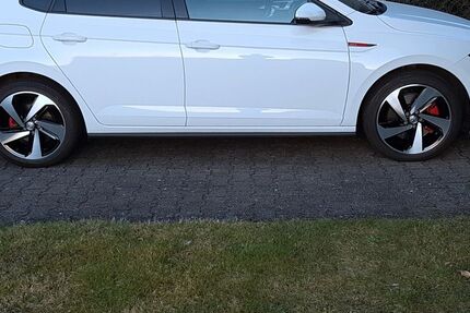 VW Polo 18.000 km 19.300 &euro; Tuttlingen 78532