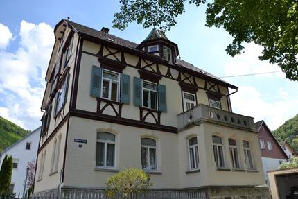 Wohnung Bad Urach - 4 Zimmer, 100 m&sup2;, 990&euro; | Angebot:26611008