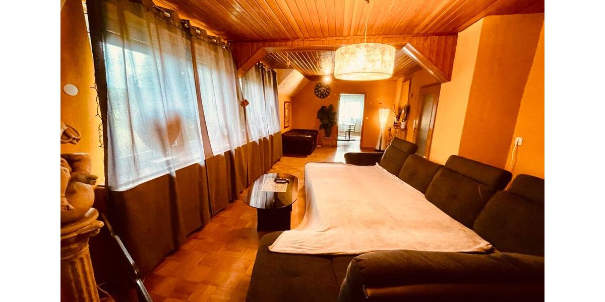 Einfamilienhaus Rinteln - 12 Zimmer, 300 m&sup2;, 275.000&euro; | Angebot:26875548