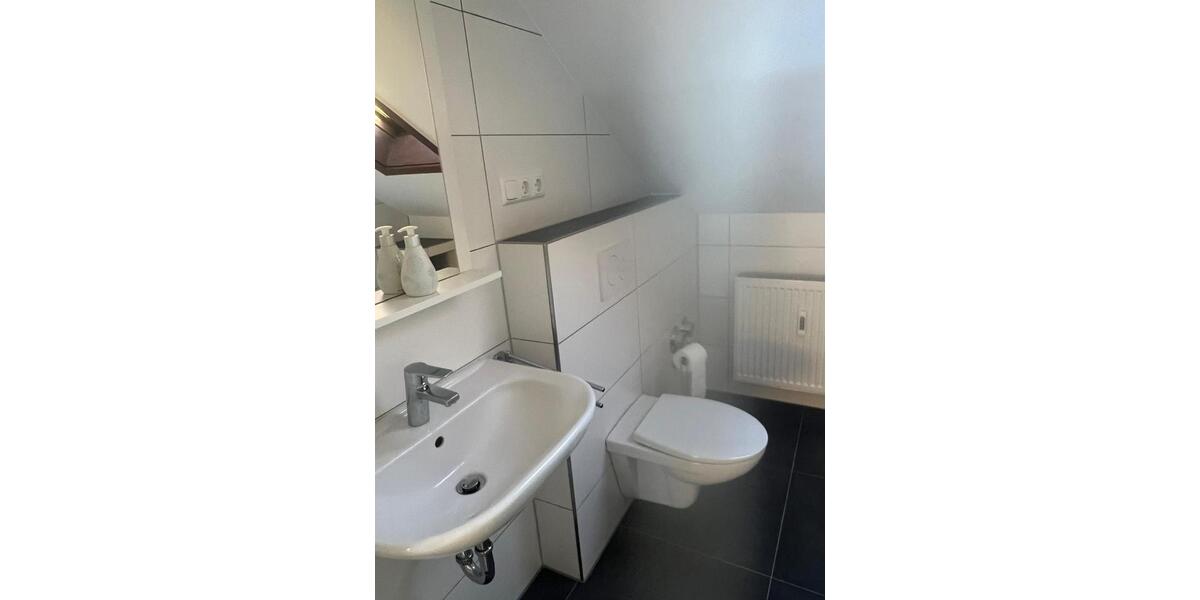 Dachgeschoßwohnung Bensheim - 3 Zimmer, 68 m&sup2;, 850&euro; | Angebot:26339691