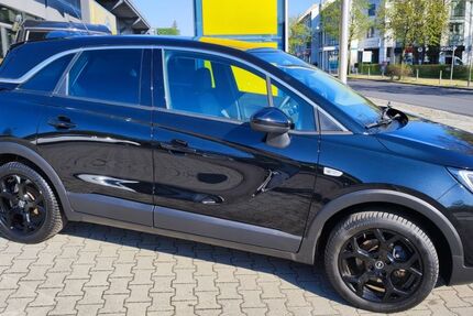 Opel Crossland (X) 21.996 km 21.900 &euro; Zossen 15806