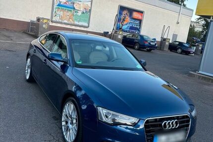 Audi A5 167.106 km 11.200 € Stuttgart 70372
