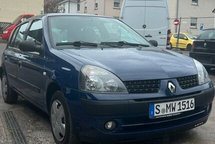 Renault Clio 117.000 km 1.800 &euro; Reutlingen 72760