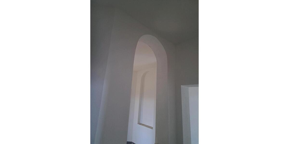 Etagenwohnung Calbe (Saale) - 4 Zimmer, 115 m&sup2;, 600&euro; | Angebot:27641832