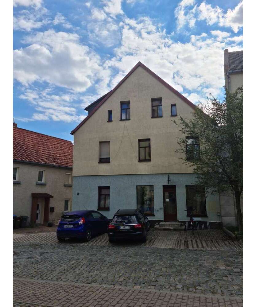 Büro in Elsteraue 332,05 € 66.41 m²