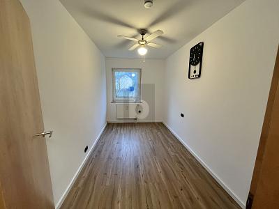 RENOVIERT, MODERN UND GROßZÜGIG - Erdgeschoßwohnung Neusäß | Angebot:27305492