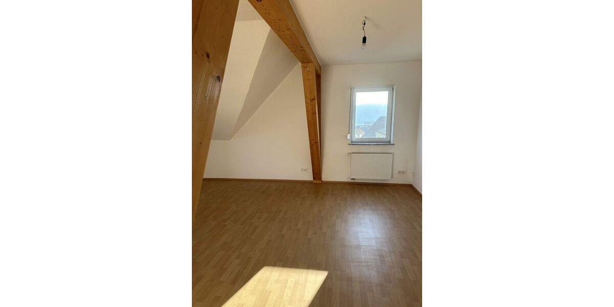 Komfortable, gehobene 2-Zimmer Küche und Bad Wohnung im schönen Bischmisheim 2 zimmer