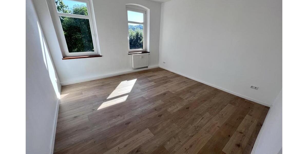 Sanierte 4-Raum-Wohnung mit Balkon und Einbauküche! - Etagenwohnung Gera Zwötzen | Angebot:26876618