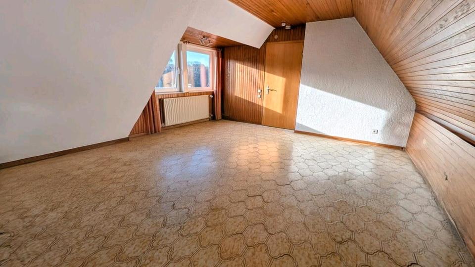 2-Zimmer- Dachgeschosswohnung in 53902 Eicherscheid 2 zimmer