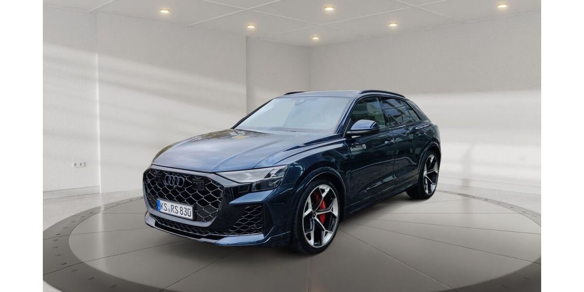 Audi RSQ8 4.990 km 179.880 &euro; Wolfhagen 34466