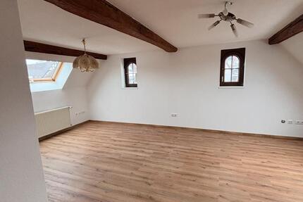 Wohnung Lauterbach (Hessen) - 3 Zimmer, 90 m&sup2;, 950&euro; | Angebot:24845103