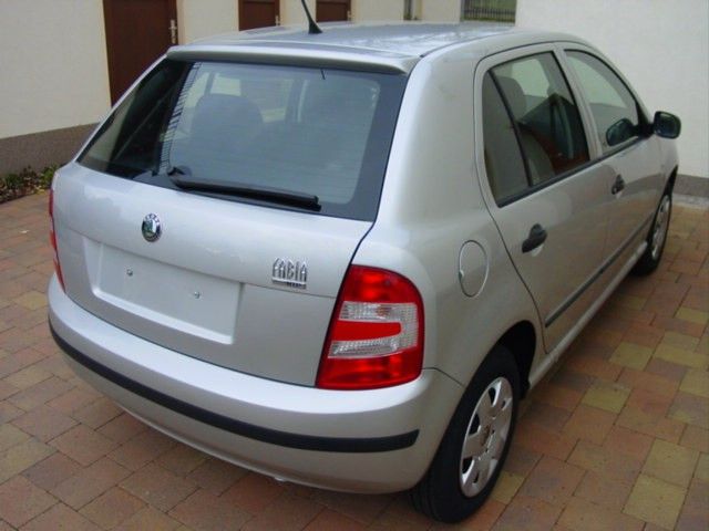 Skoda Fabia 99.830 km 2.985 &euro; Chemnitz OT Wittgensdorf 09228
