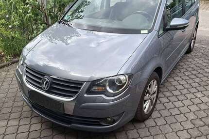 VW Touran 239.000 km 2.650 &euro; München, Landeshauptstadt 80935