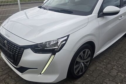 Peugeot 208 100.000 km 8.990 &euro; Ötigheim 76470