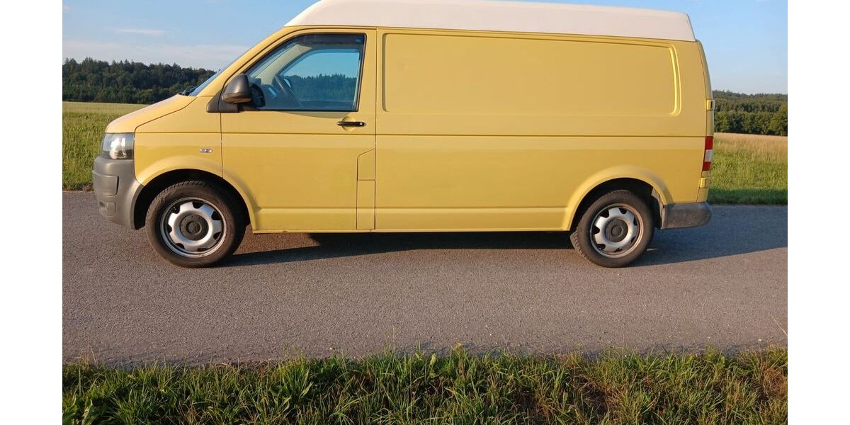 VW T5 Transporter 185.000 km 5.200 &euro; Tussenhausen 86874