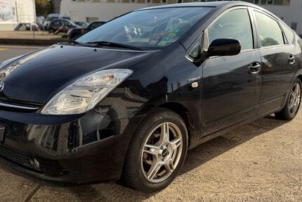 Toyota Prius 317.000 km 3.700 &euro; Wertheim am Main 97877