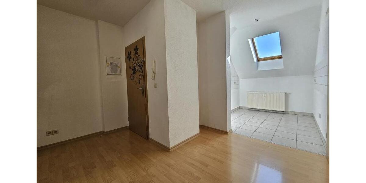 Dachgeschoßwohnung Hainichen - 2 Zimmer, 42 m&sup2;, 229&euro; | Angebot:25084334