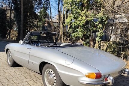 Alfa Romeo Spider 83.300 km 39.968 &euro; Ettlingen 76275