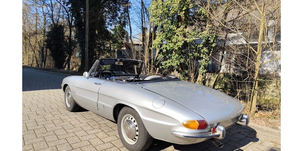 Alfa Romeo Spider 83.300 km 39.968 &euro; Ettlingen 76275