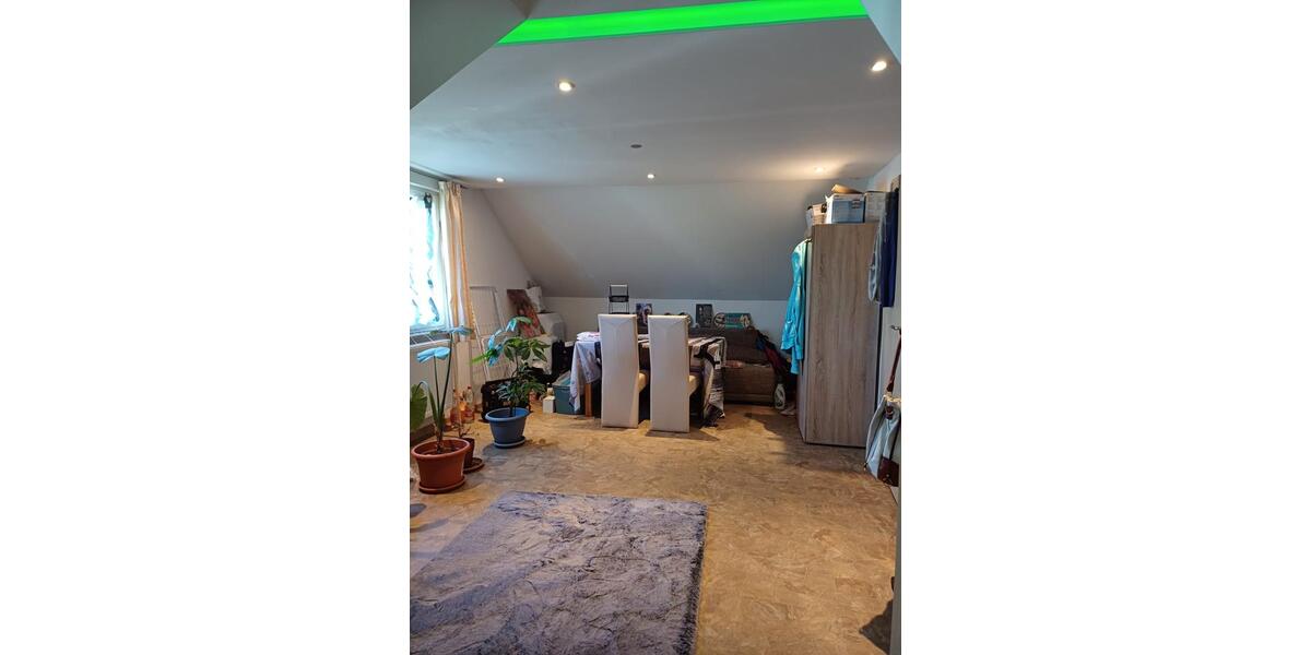 Dachgeschoßwohnung Baden-Baden Baden - 3 Zimmer, 86 m&sup2;, 1.300&euro; | Angebot:26415262