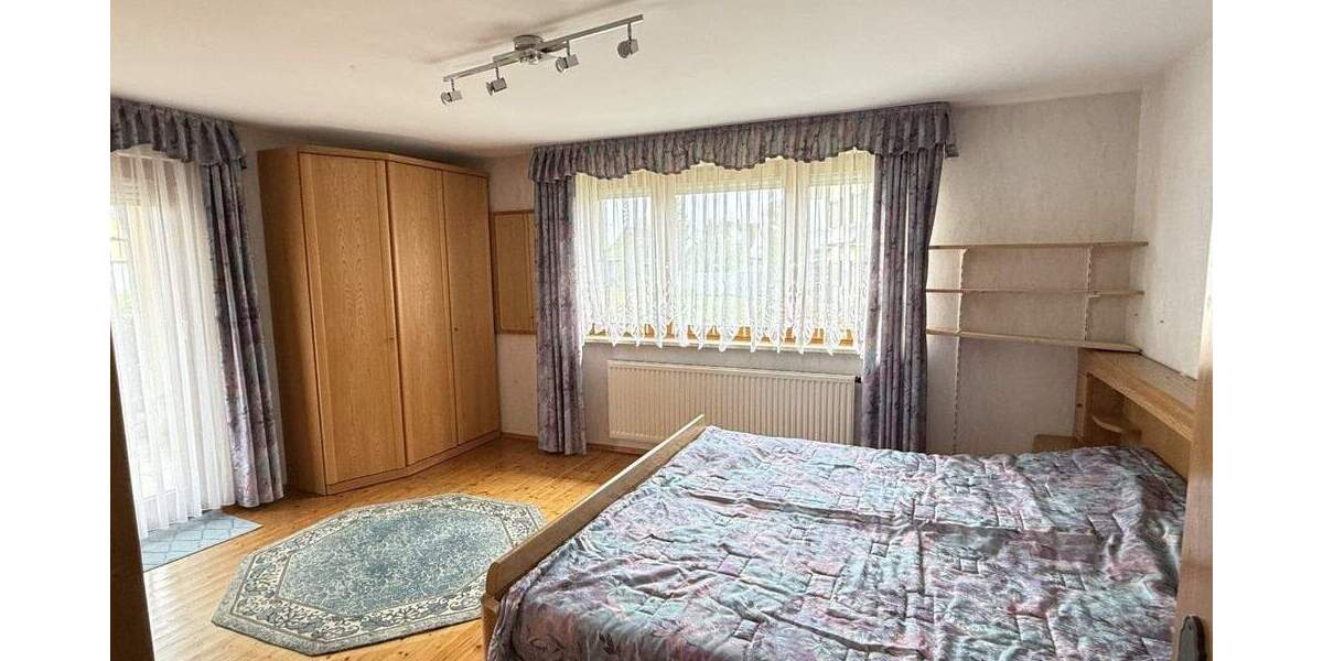 Einfamilienhaus Meßkirch - 8 Zimmer, 193 m&sup2;, 320.000&euro; | Angebot:25797504