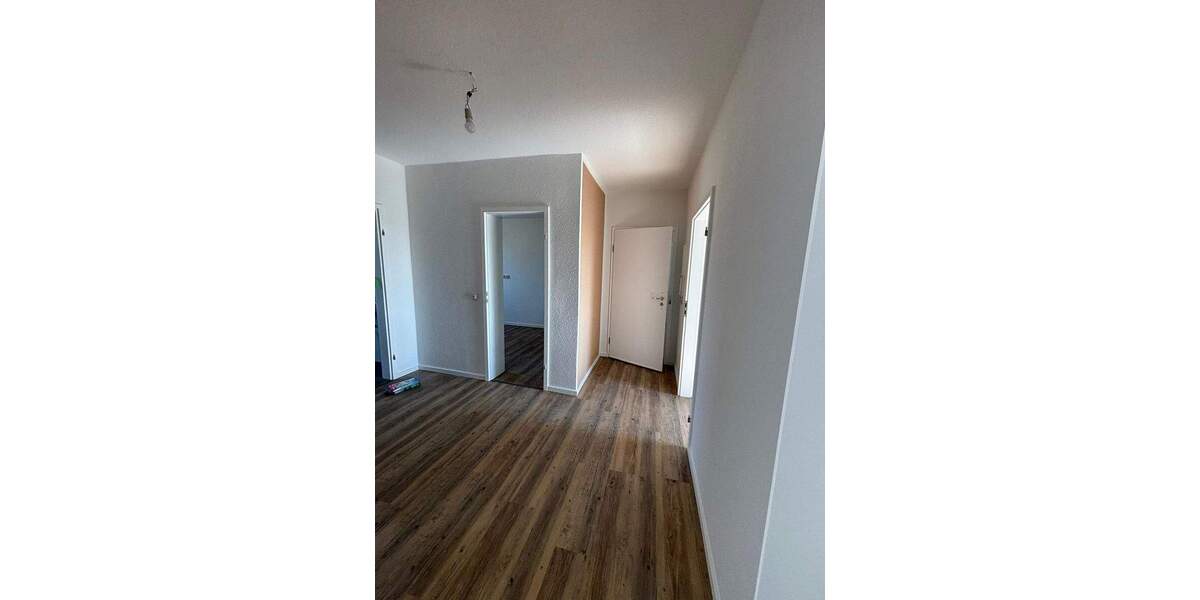 Etagenwohnung Leisnig Kroptewitz - 3 Zimmer, 65 m&sup2;, 355&euro; | Angebot:24826062