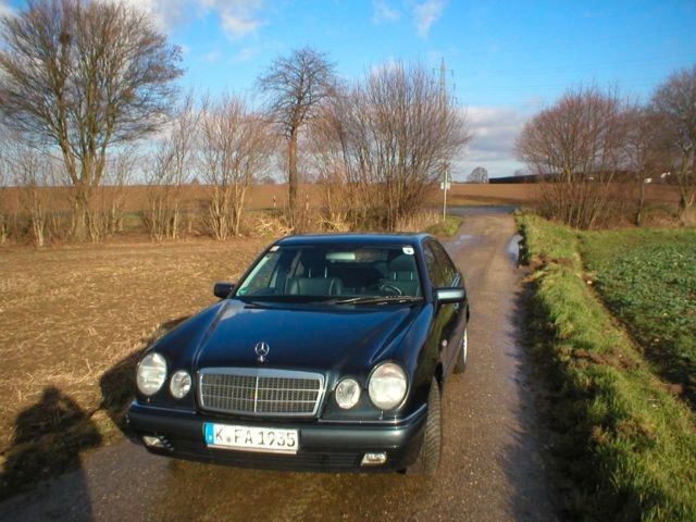 E 280