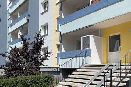 Wohnung zum Mieten in Halle 369 € 56 m² 3 zimmer