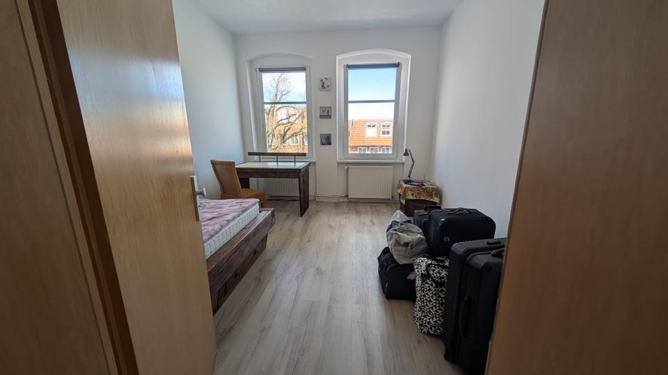 Etagenwohnung Pasewalk - 1 Zimmer, 15 m&sup2;, 325&euro; | Angebot:26447120