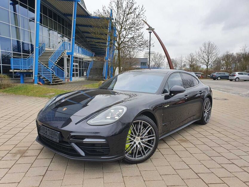 Porsche Panamera 94.400 km 76.560 € Regensburg 93059