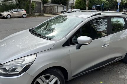 Renault Clio 128.000 km 5.900 &euro; Wuppertal 42275