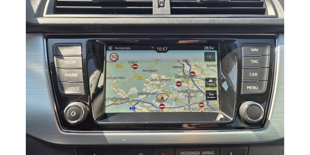 Skoda Fabia Ambition, Klima, Kamera, Carplay, Navi 41.400 km 15.490 &euro; Rodgau 63110