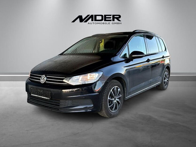 VW Touran 130.000 km 16.490 € Weinstadt 71384