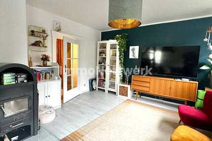 Attraktive Doppelhaushälfte auf großzügigem Grundstück in ruhiger stadtnaher Lage 4 zimmer