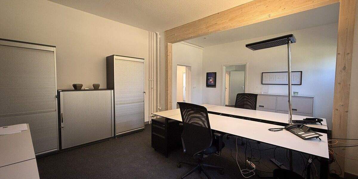 Gewerbeobjekt Gadebusch - 4 Zimmer, 84 m&sup2;, 1.200&euro; | Angebot:26817199