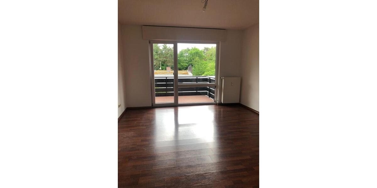 Etagenwohnung Waldbüttelbrunn - 3 Zimmer, 92 m&sup2;, 1.550&euro; | Angebot:26690733