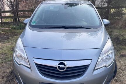 Opel Meriva 229.000 km 1.999 &euro; Inning 82266