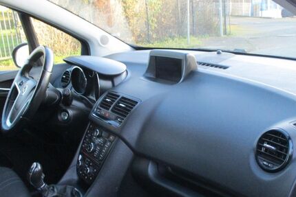 Opel Meriva 170.840 km 4.100 &euro; Paderborn 33106