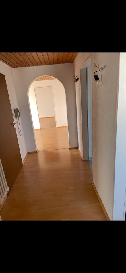 Sennfeld, schöne 3 Zimmer DG-Wohnung