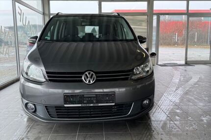 VW Touran 122.000 km 8.700 &euro; Bautzen 02625