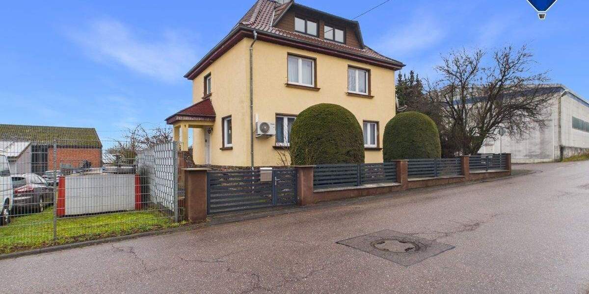 Einfamilienhaus Losheim am See Losheim - 5 Zimmer, 148 m&sup2;, 249.000&euro; | Angebot:25673999