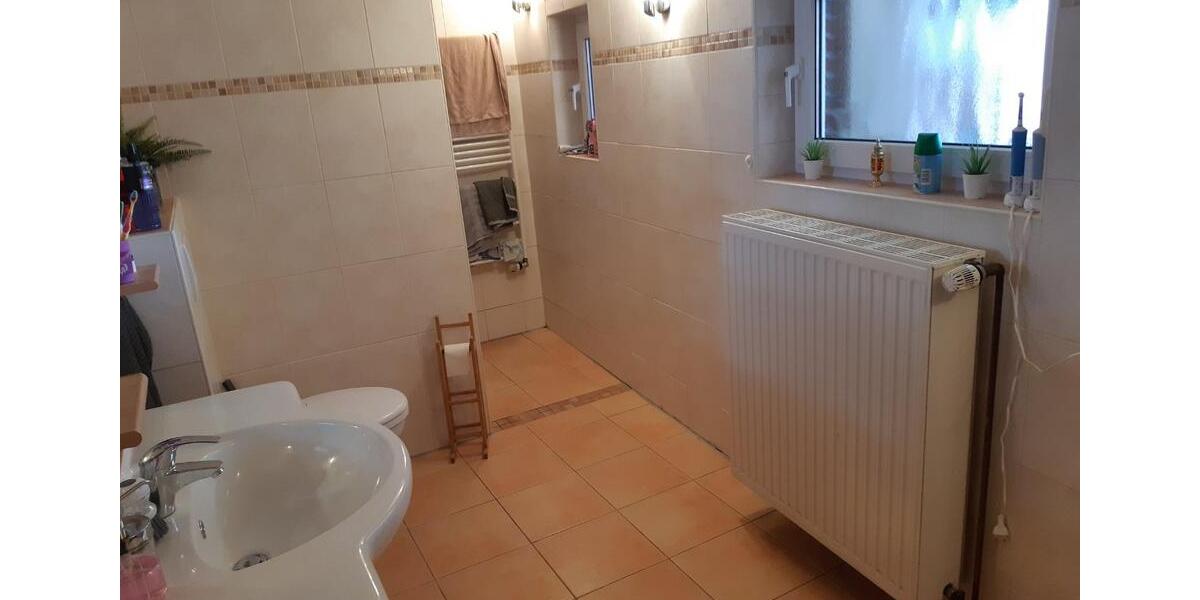 Einfamilienhaus Moormerland - 5 Zimmer, 145 m&sup2;, 1.000&euro; | Angebot:26162488