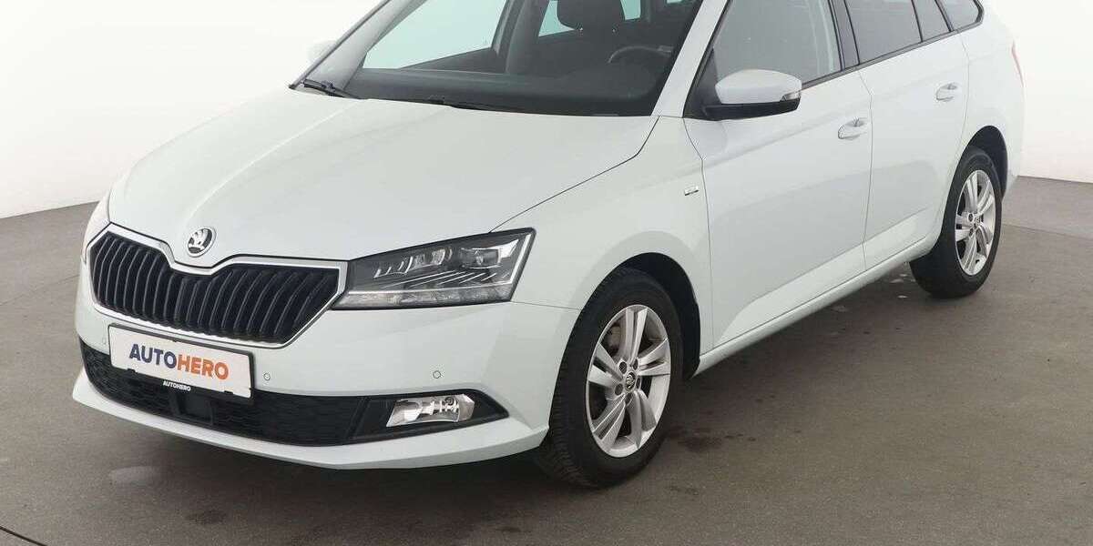 Skoda Fabia 74.448 km 13.660 &euro; Hamburg 22529
